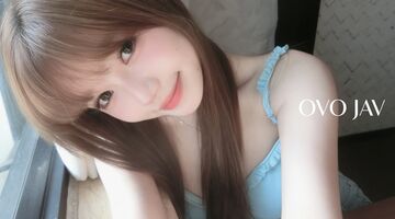 我的枪好长 母狗约炮健身型男粉丝 第二弹 红色情趣黑丝，深喉口交，后入翘臀