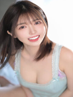 茉城まみ