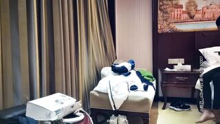 【黄先生探花】佳人不断，高价甜美外围，舔屌深喉