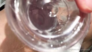 水晶棒自慰都可以看到阴道了