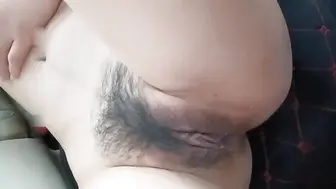趁媳妇不在，与漂亮小姨子户外车震的刺激对白。