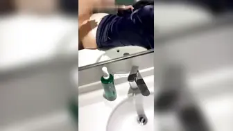 复旦女博士李敏的黑料被挖出，私密视频曝光：白天端庄夜晚狂野，她放浪形骸，彻底放飞自我，引发热议