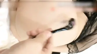 小萝莉淫乱调教 薄纱情趣粉嫩酮体 各种道具琳琅满目