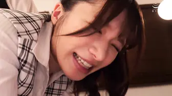 VEMA-246 [中文字幕]在同一家公司工作的社长秘书的妻子，在我工作的时候，在社长室被中出了很多，十束るう