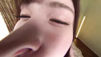 MDVR-370 [中文字幕]拥有发育完美的167厘米八头身模特身材 配上令人垂涎的光滑天然美腿 当善於挑逗的女学生展开大胆诱惑时 暗藏的欲火彻底爆发 跨越底线多次内射 新有菜