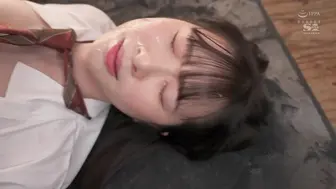 SONE-418 [中文字幕] 为了让您获得最佳的自慰体验，白上咲会可爱地看着您，刺激您的阴茎，并微笑着接受您的射精……大量面部微笑自慰支持 白上咲花