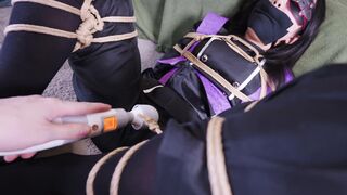 163【丝米定拍】《漫展绑架之不再“不动”的“不动之王”》“纵使天崩地裂，我璃塔伽尼斯嘉也绝不动摇！号称“不动之王”的冰雪女王