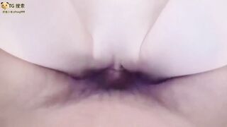 清纯反差萝莉控18岁刚成年小萝莉，极品粉穴嫩得出水必须内射！