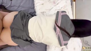 调教JK加红边黑丝学妹 后入内射