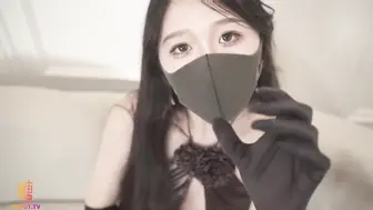 [糖心Vlog]【止寸足交】出轨的报复2春节太太的射精体验 怎么样 你只要把字签了我就让你射出来 - 桥本香菜